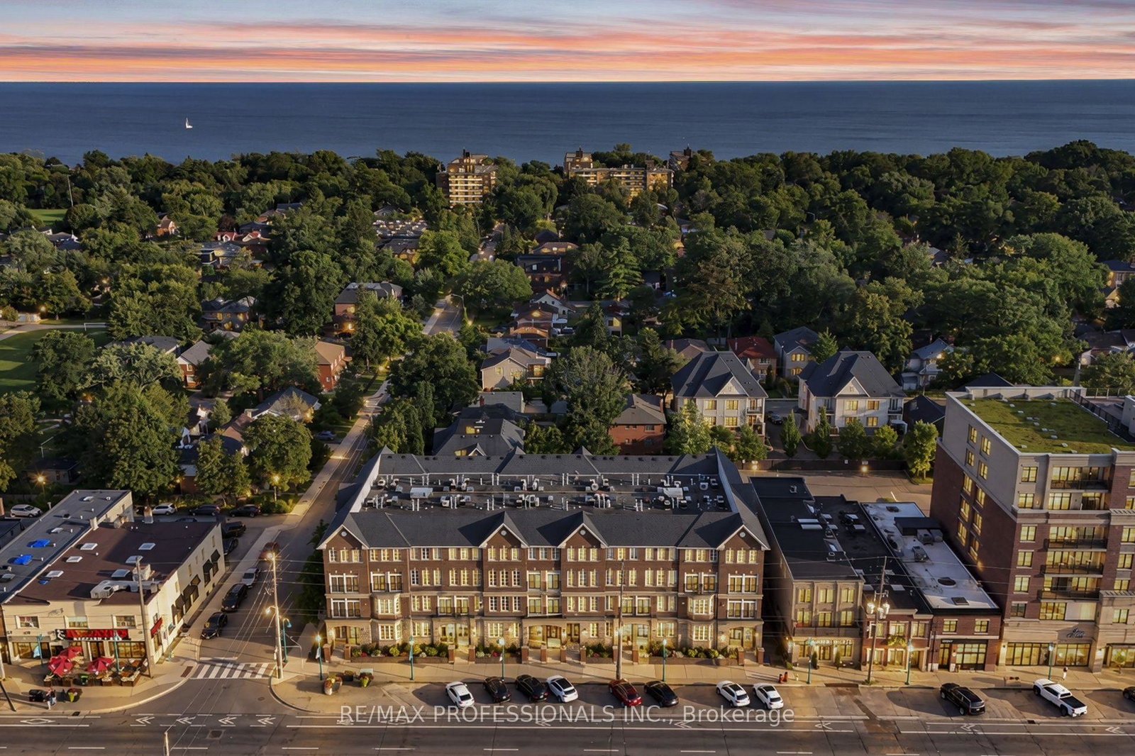 3531-lake-shore-boulevard-w-toronto-etobicoke-ontario-w13726844