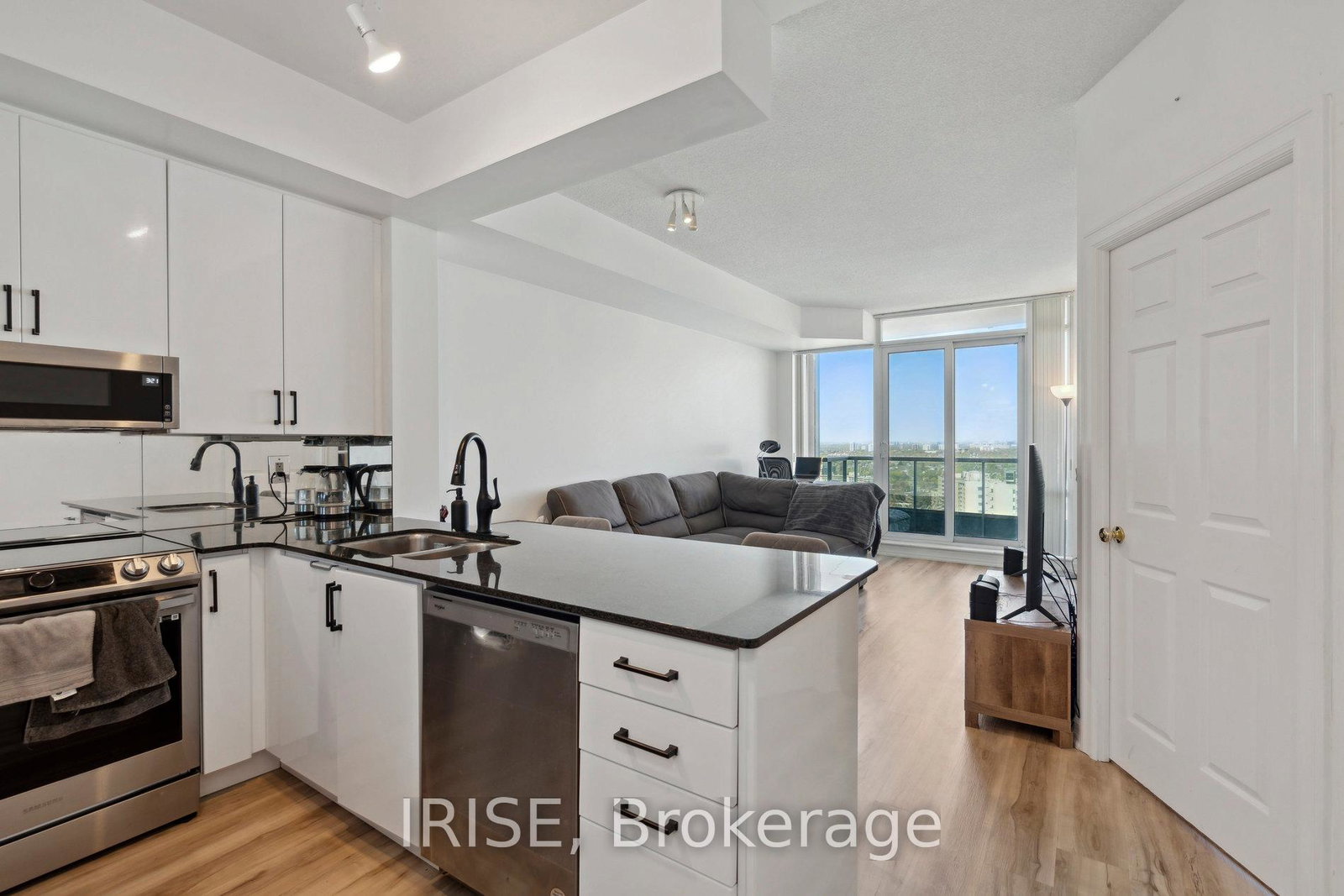 1-elm-drive-w-mississauga-ontario-w13726850