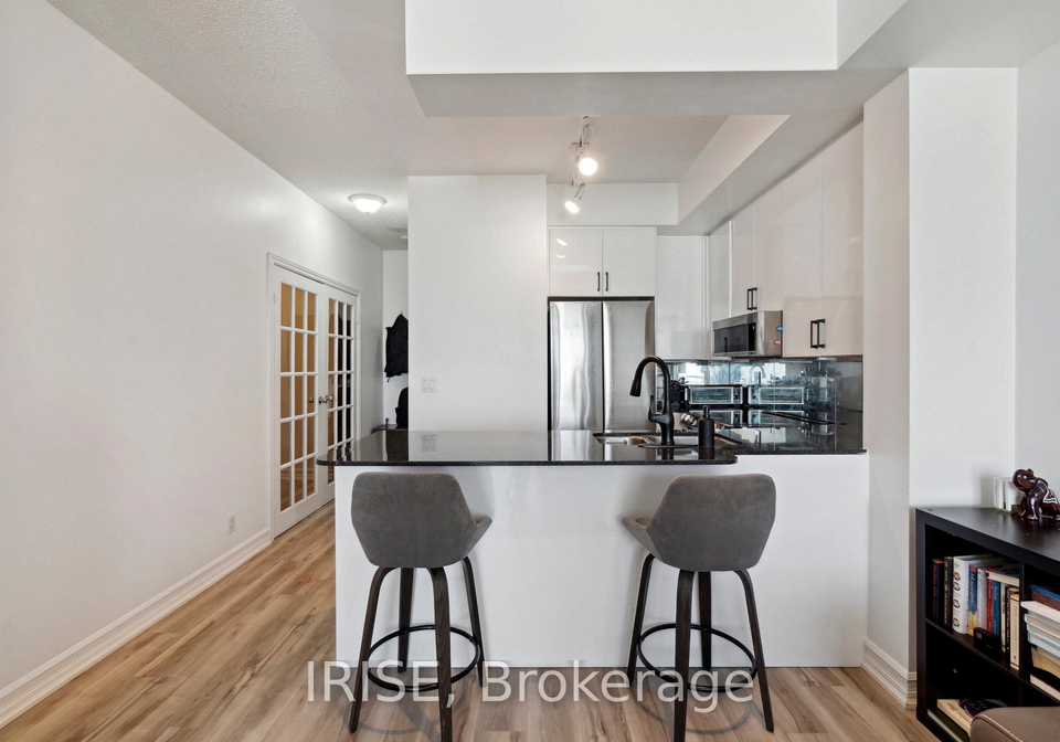 1-elm-drive-w-mississauga-ontario-w13726850