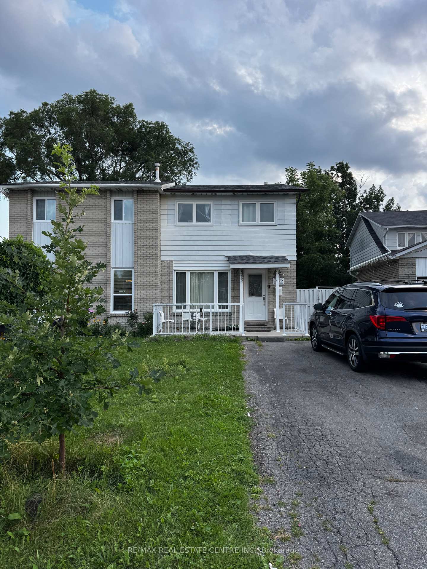 1025-blairholm-avenue-mississauga-ontario-w13726888