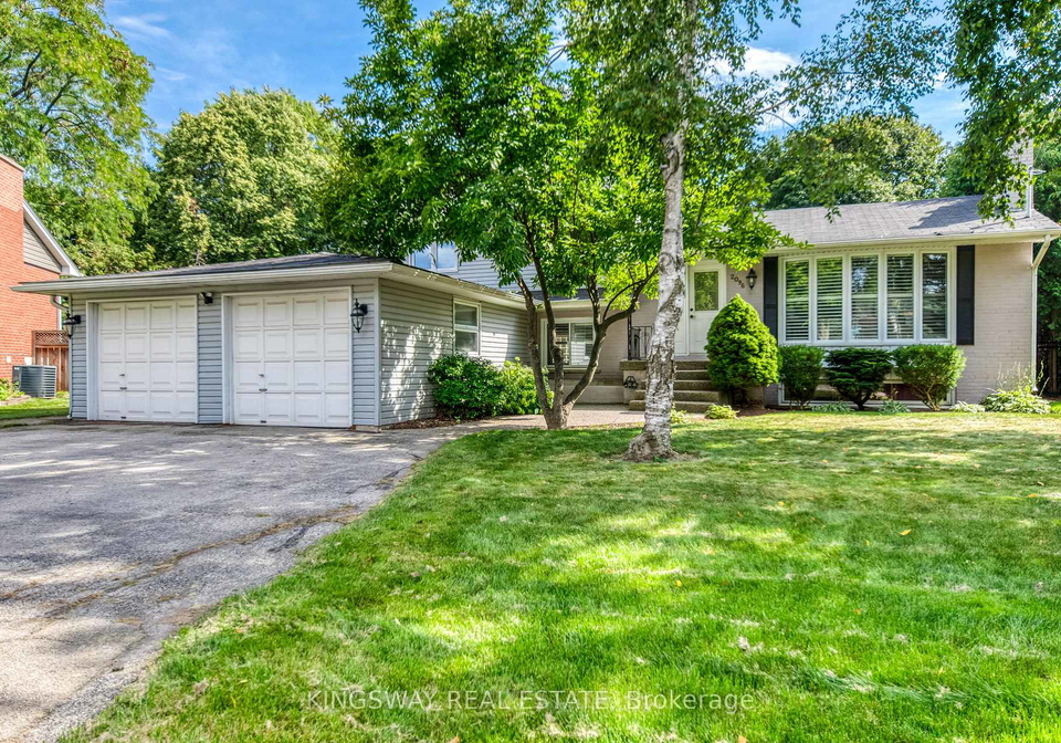 2096-salvator-boulevard-oakville-ontario-w13726964