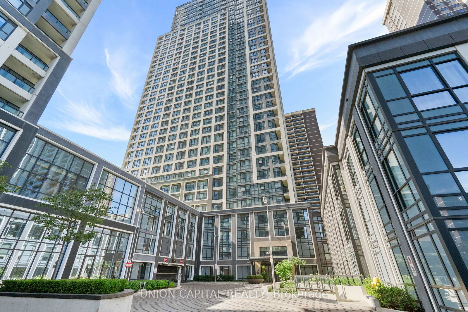 9-mabelle-avenue-toronto-etobicoke-ontario-w13727016