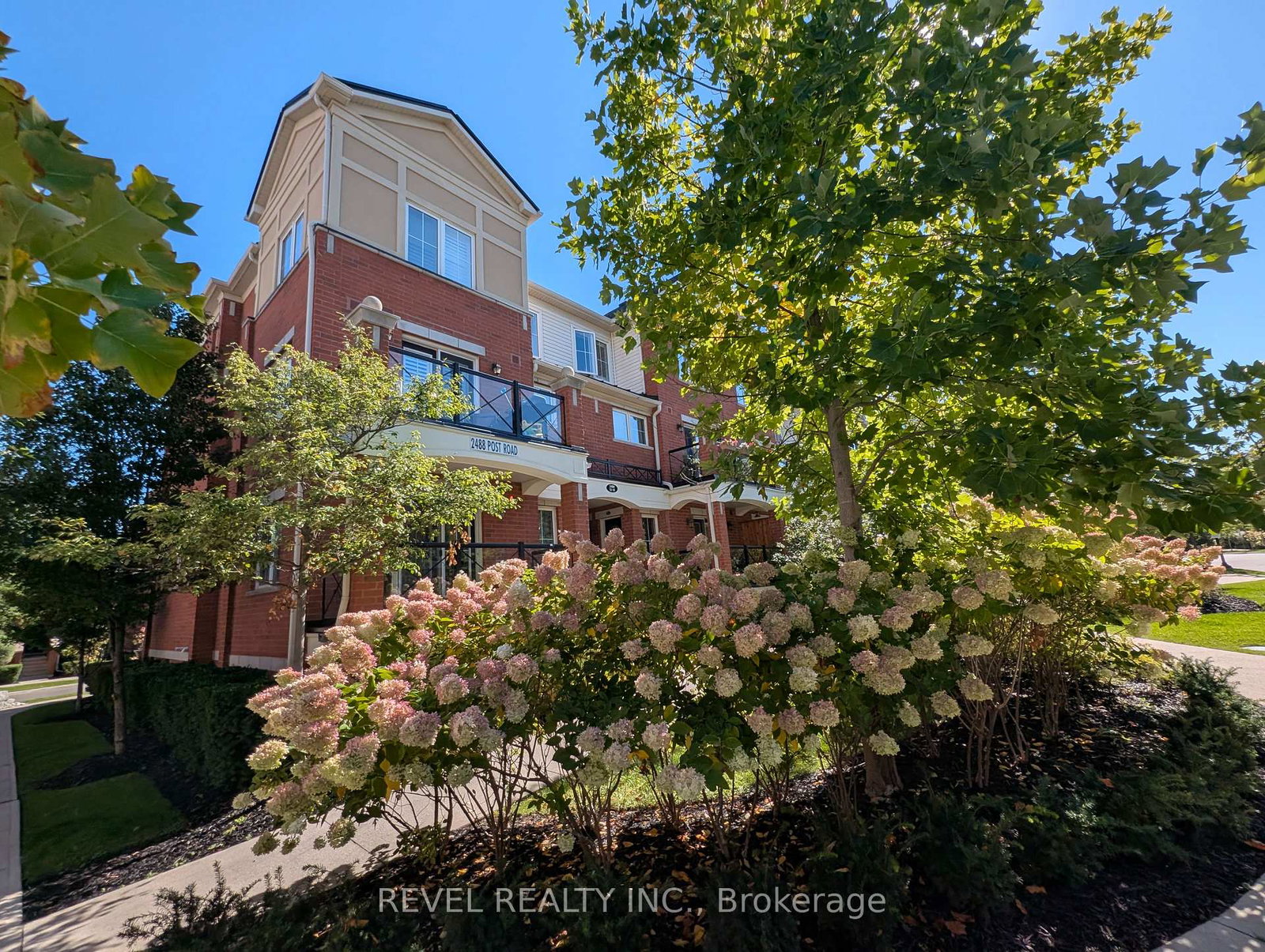 248post-road-oakville-ontario-w13727172