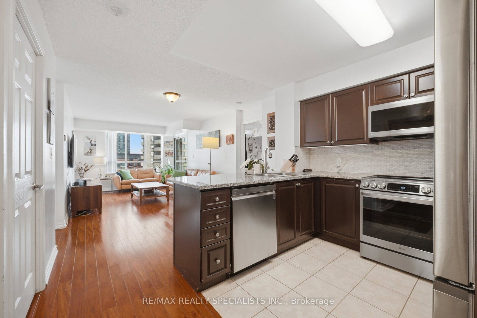 335-rathburn-road-w-mississauga-ontario-w13727214
