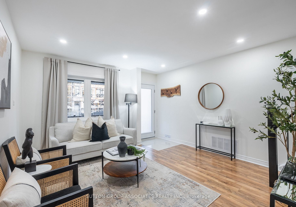 10-innes-avenue-toronto-toronto-ontario-w13727304