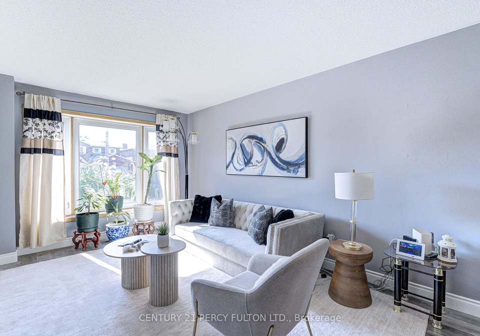 1042-wetherby-lane-mississauga-ontario-w13727444