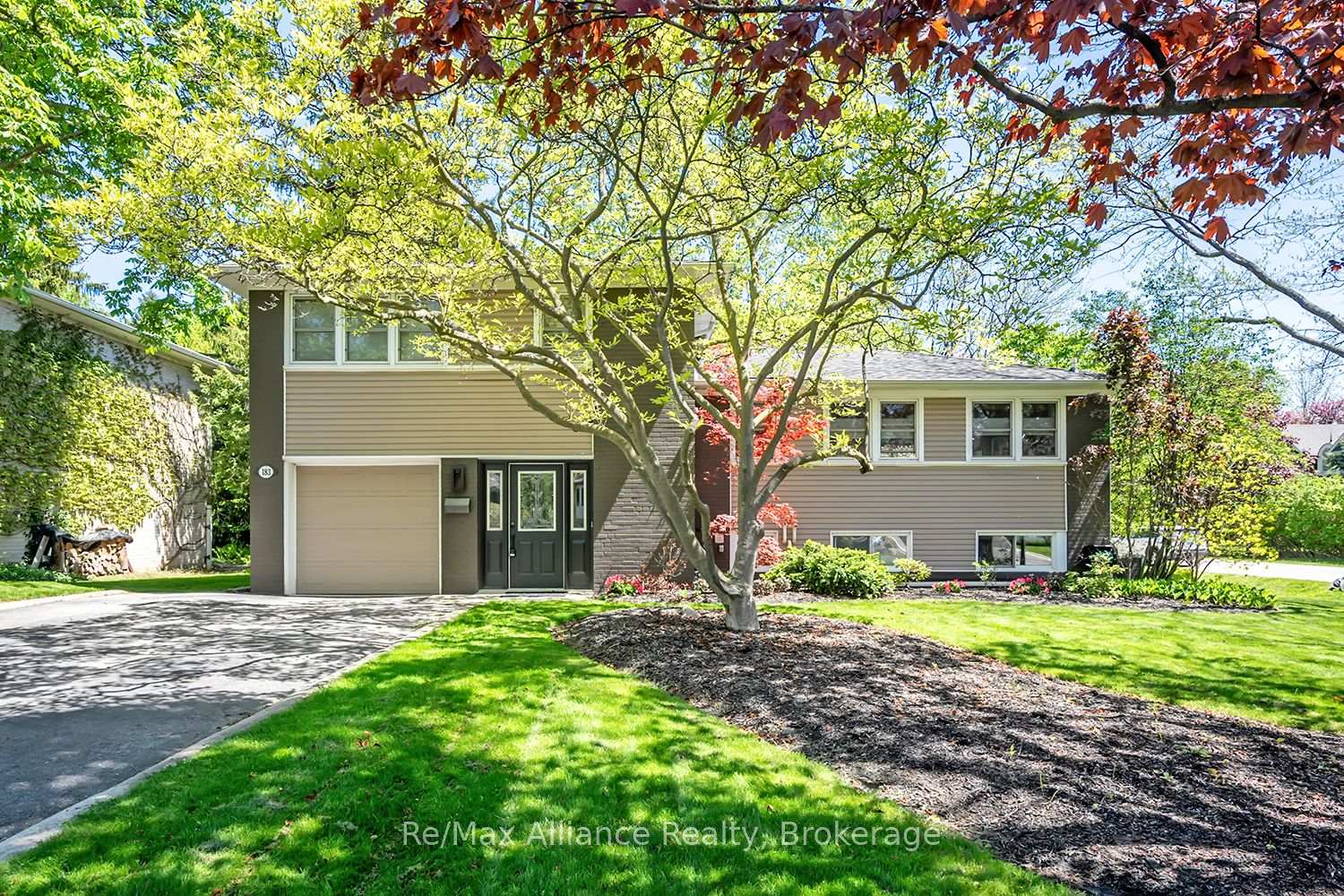 183-westminster-drive-oakville-ontario-w13727492
