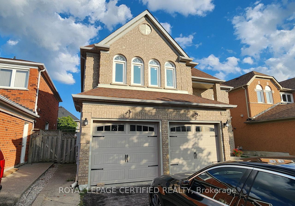 44-red-cedar-crescent-brampton-ontario-w13727652
