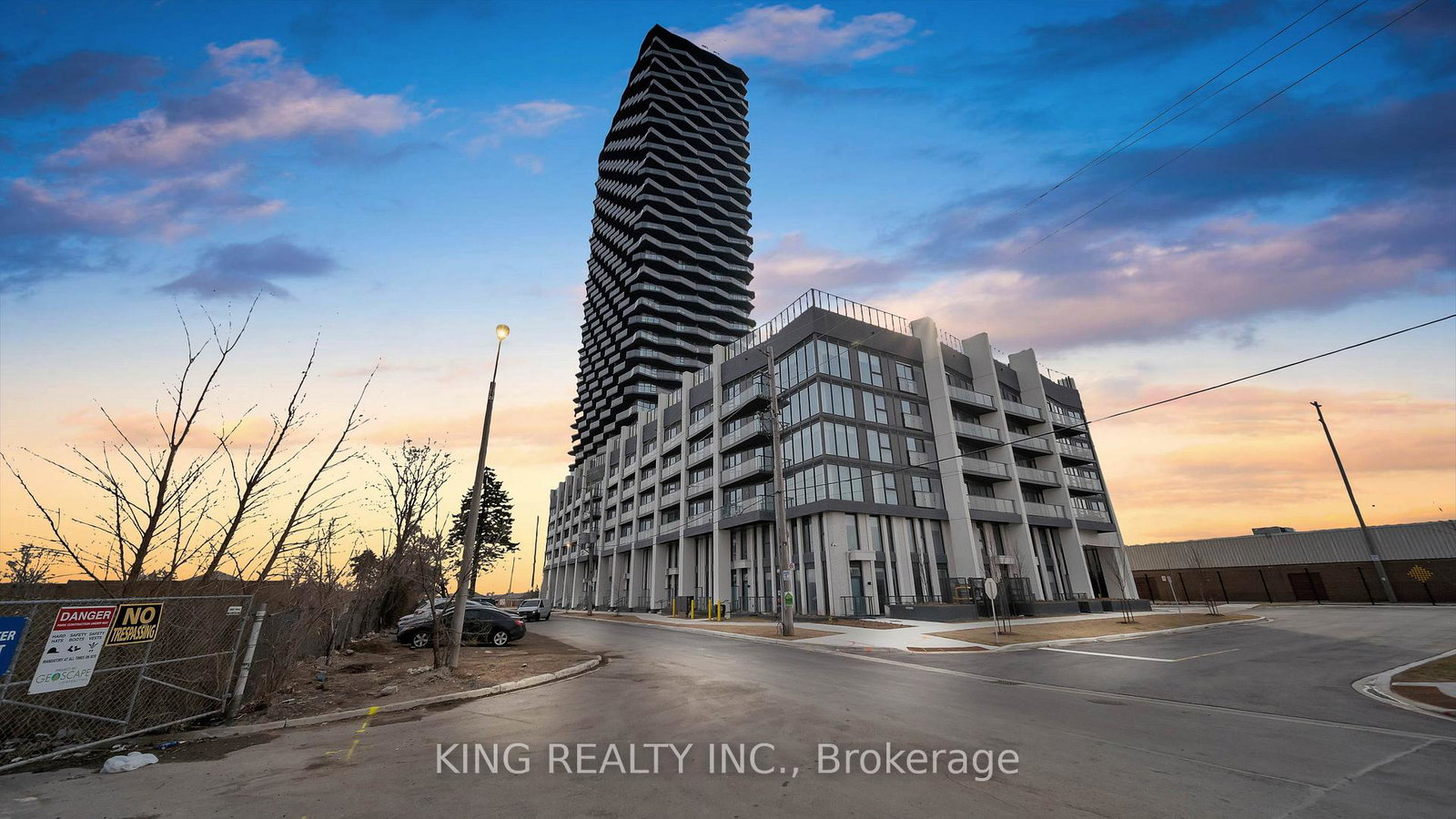36-zorra-street-toronto-etobicoke-ontario-w13727700
