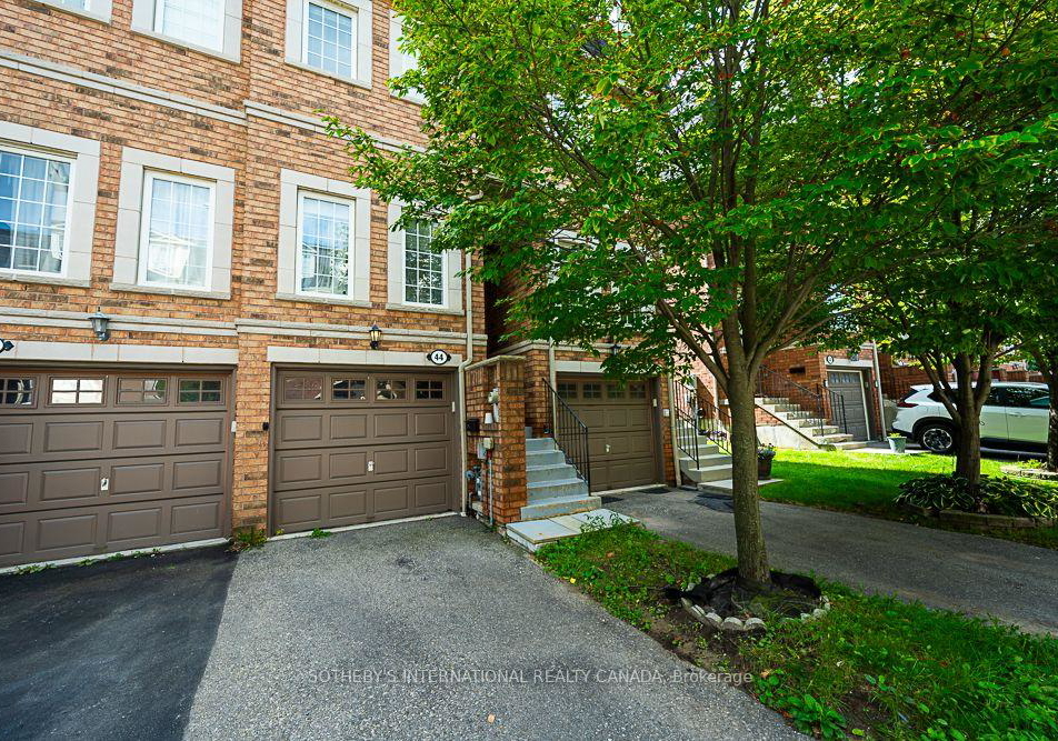 435-hensall-circle-mississauga-ontario-w13727740