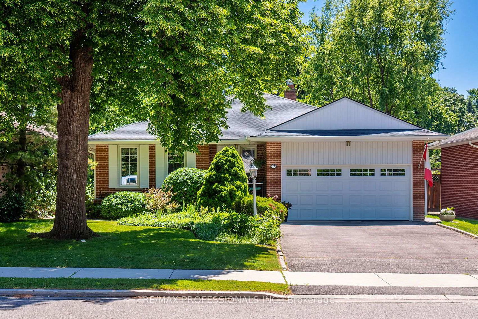17-clearside-place-toronto-etobicoke-ontario-w13727810