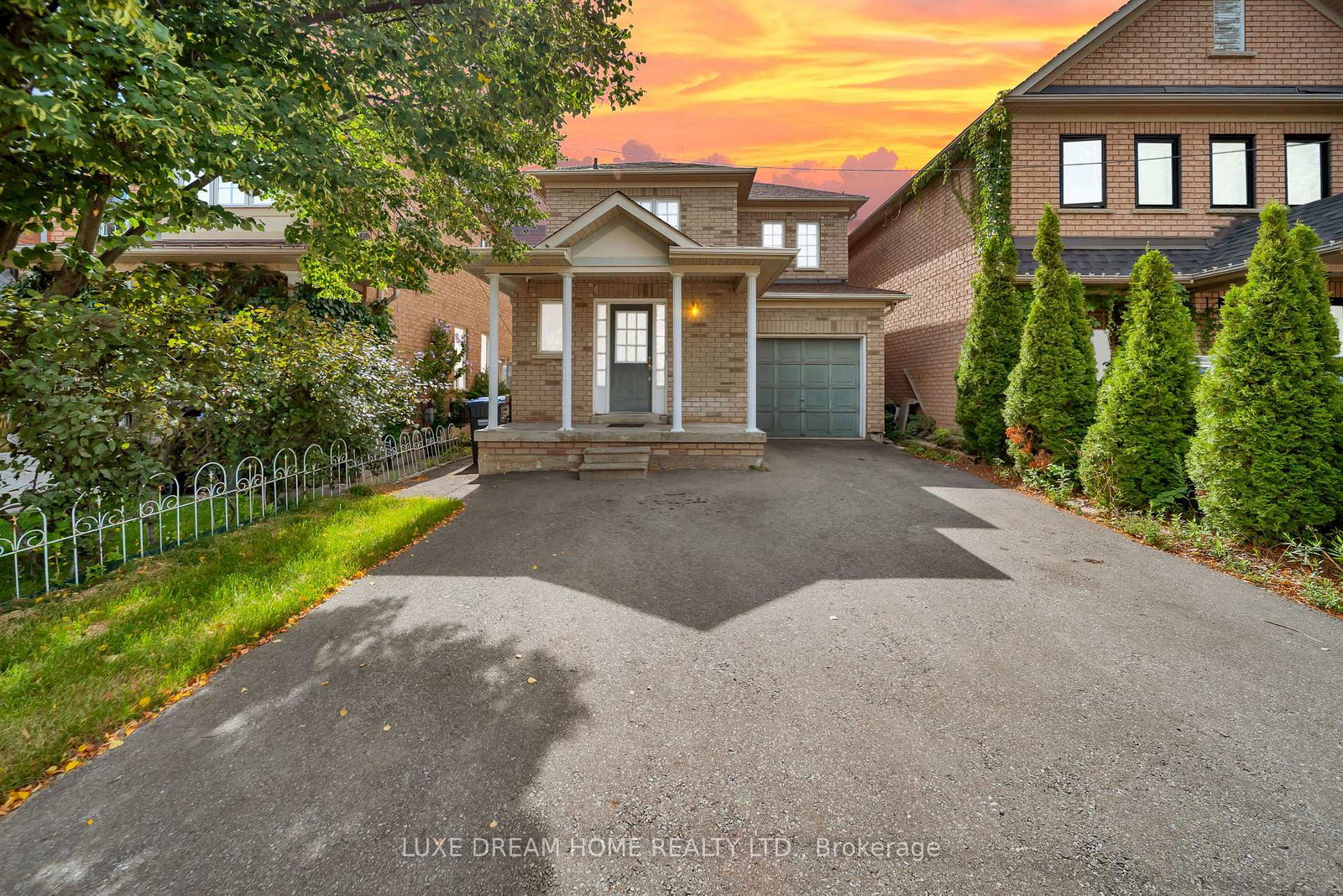 7-grape-trail-brampton-ontario-w13728450