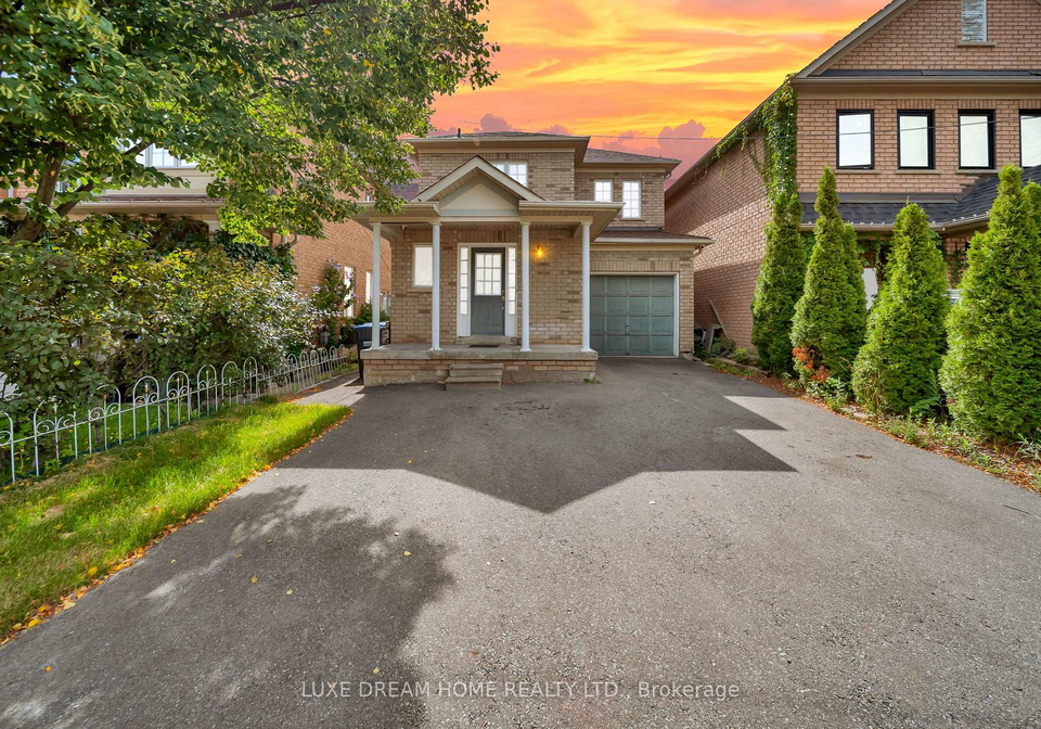 7-grape-trail-brampton-ontario-w13728450
