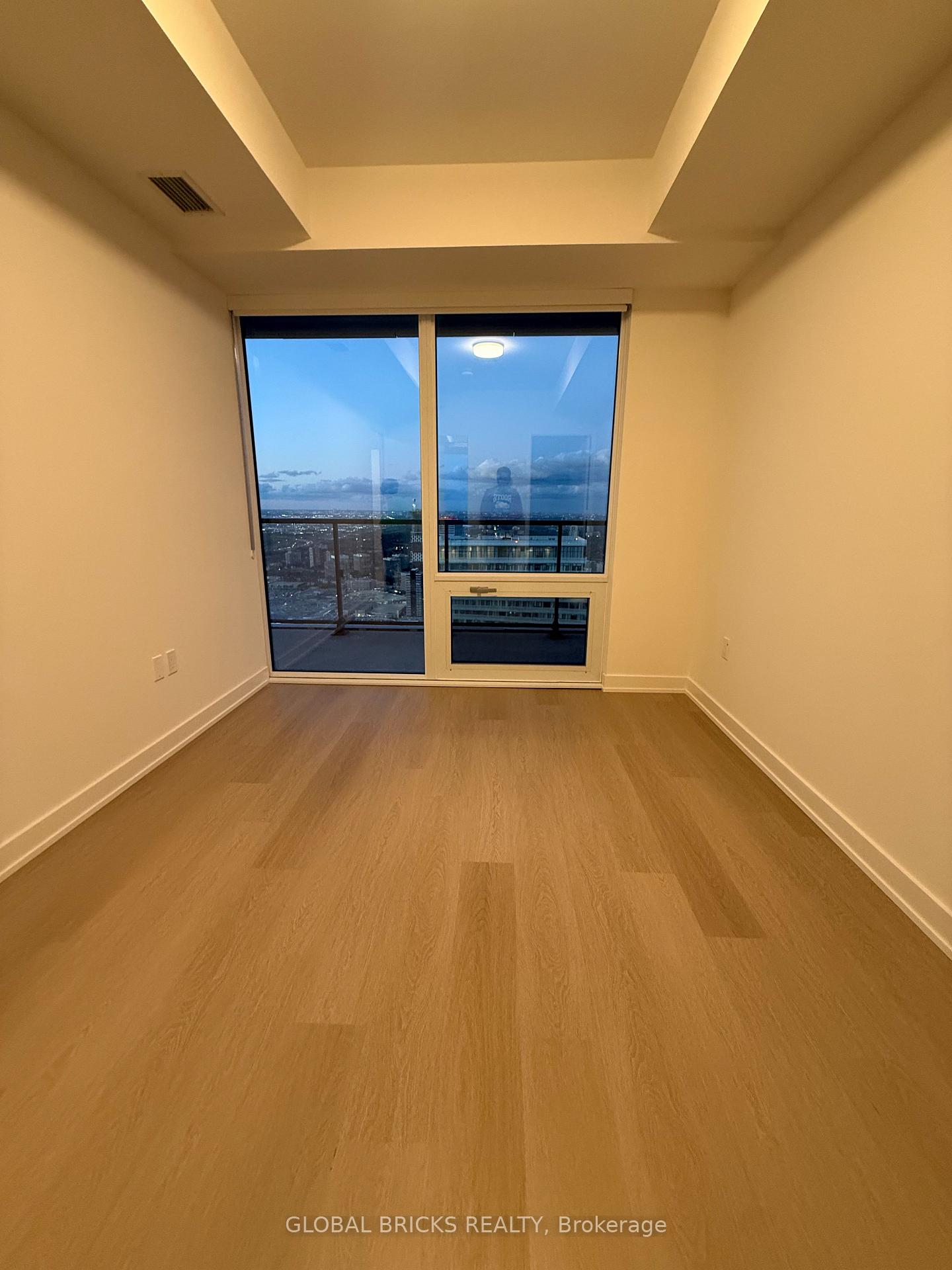 448-burnhamthorpe-road-w-mississauga-ontario-w13728498