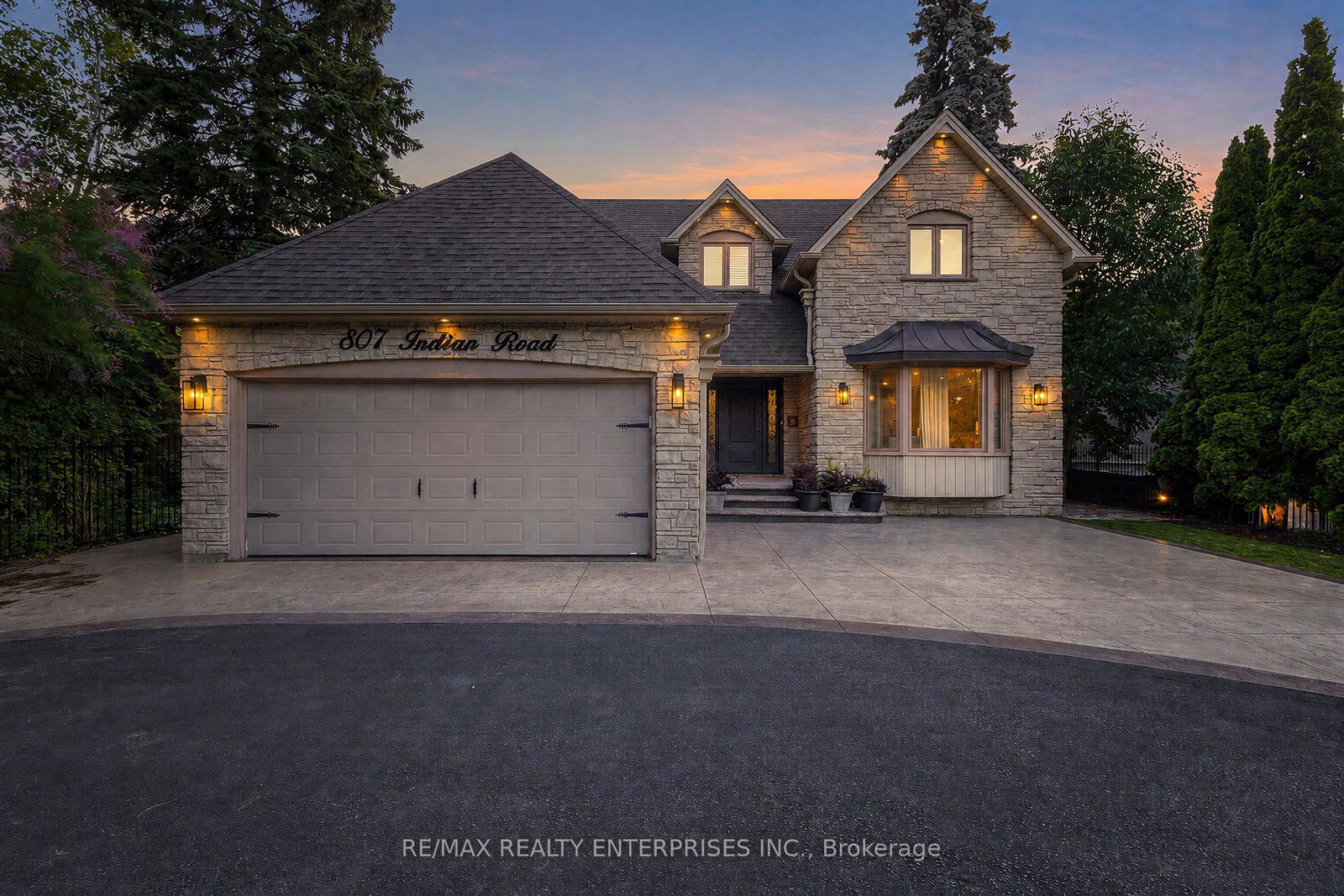 807-indian-road-mississauga-ontario-w13728906