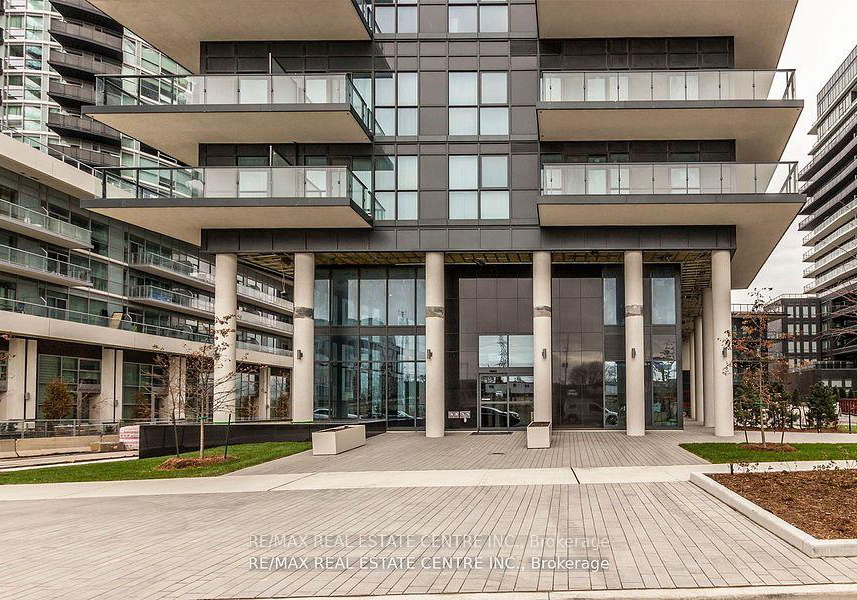 39-annie-craig-drive-toronto-etobicoke-ontario-w13729110