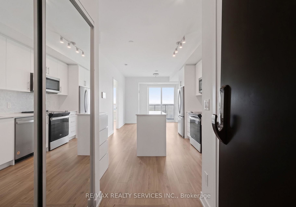 345-wheat-boom-drive-oakville-ontario-w13729352