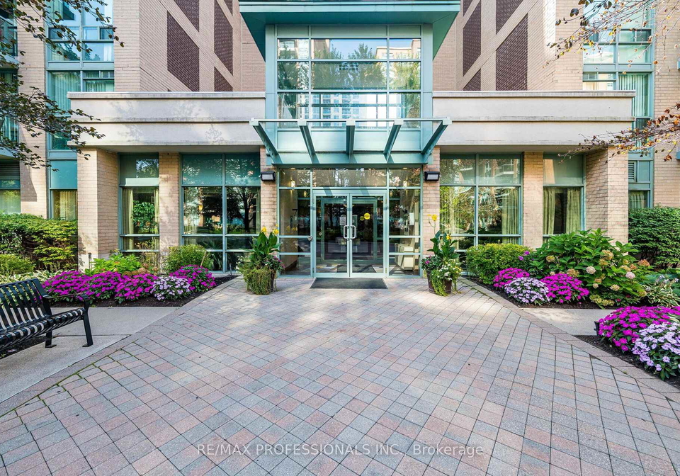 7-michael-power-place-toronto-etobicoke-ontario-w13729476