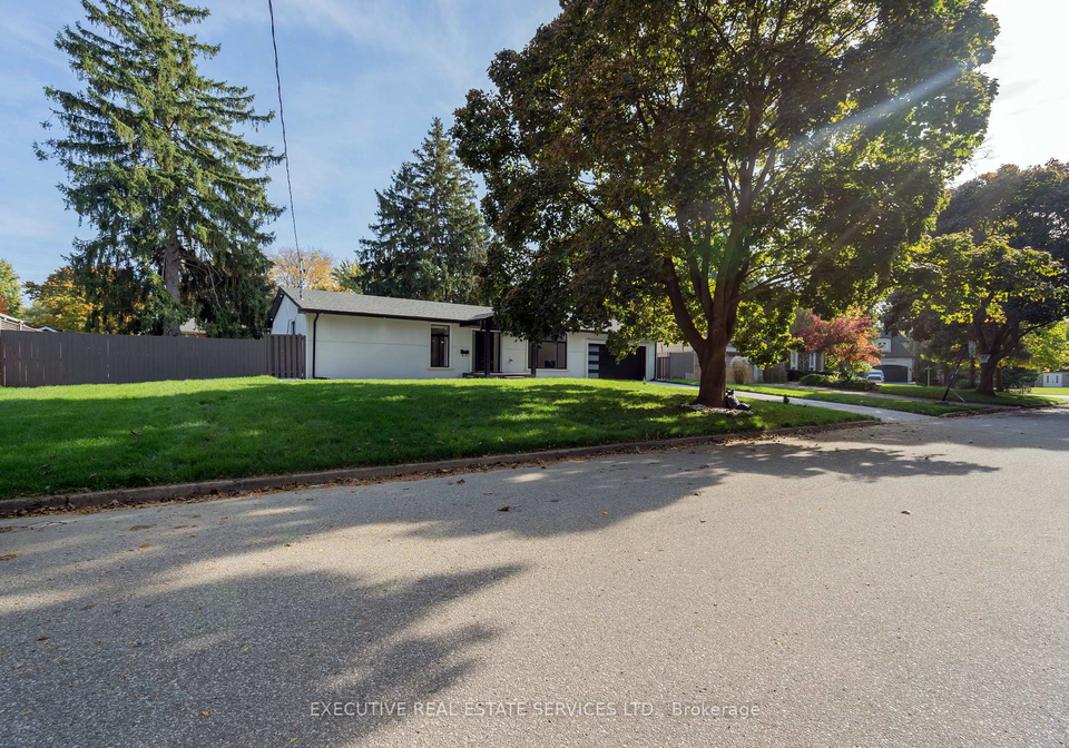 646-sequin-crescent-mississauga-ontario-w13729832