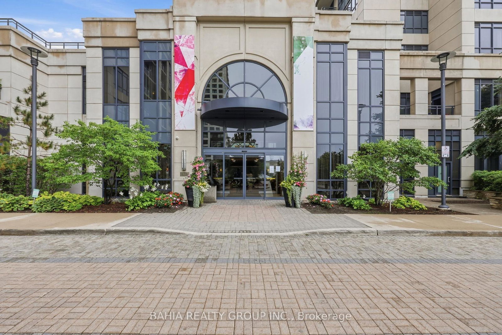 6-eva-road-toronto-etobicoke-ontario-w13730246