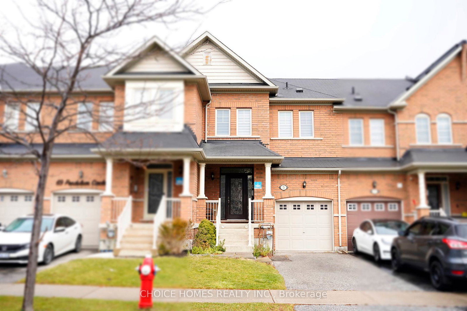 71-pendulum-circle-brampton-ontario-w13730314