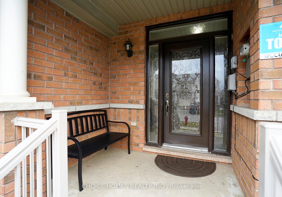 71-pendulum-circle-brampton-ontario-w13730314