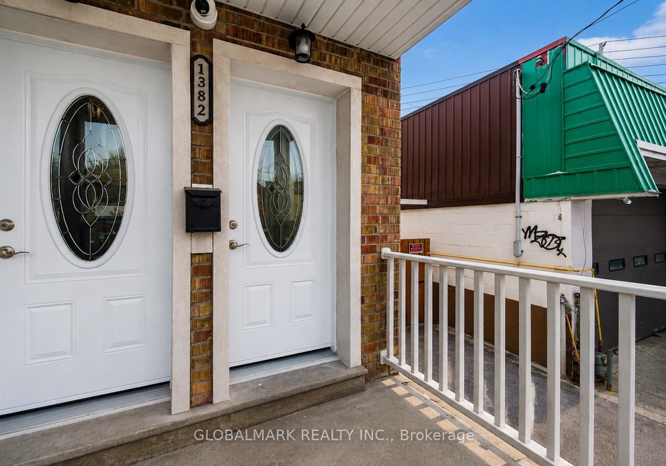 1382-weston-road-toronto-north-york-ontario-w13730352
