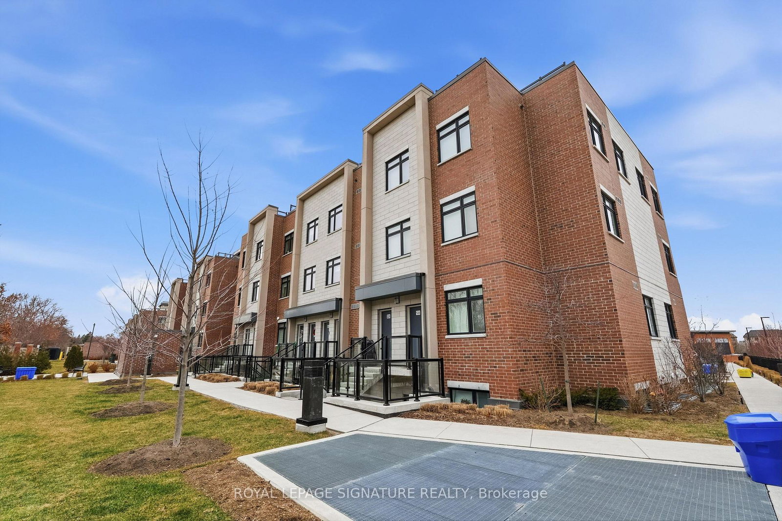 1062-douglas-mccurdy-common-mississauga-ontario-w13730758