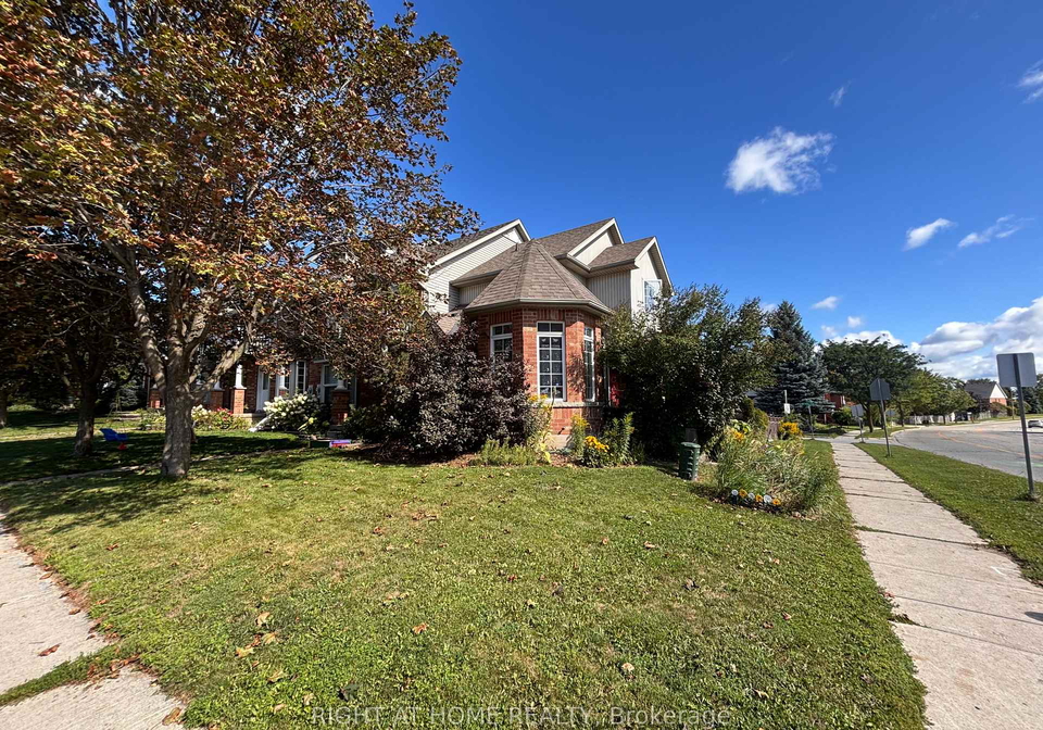 1-montgomery-boulevard-orangeville-ontario-w13730838