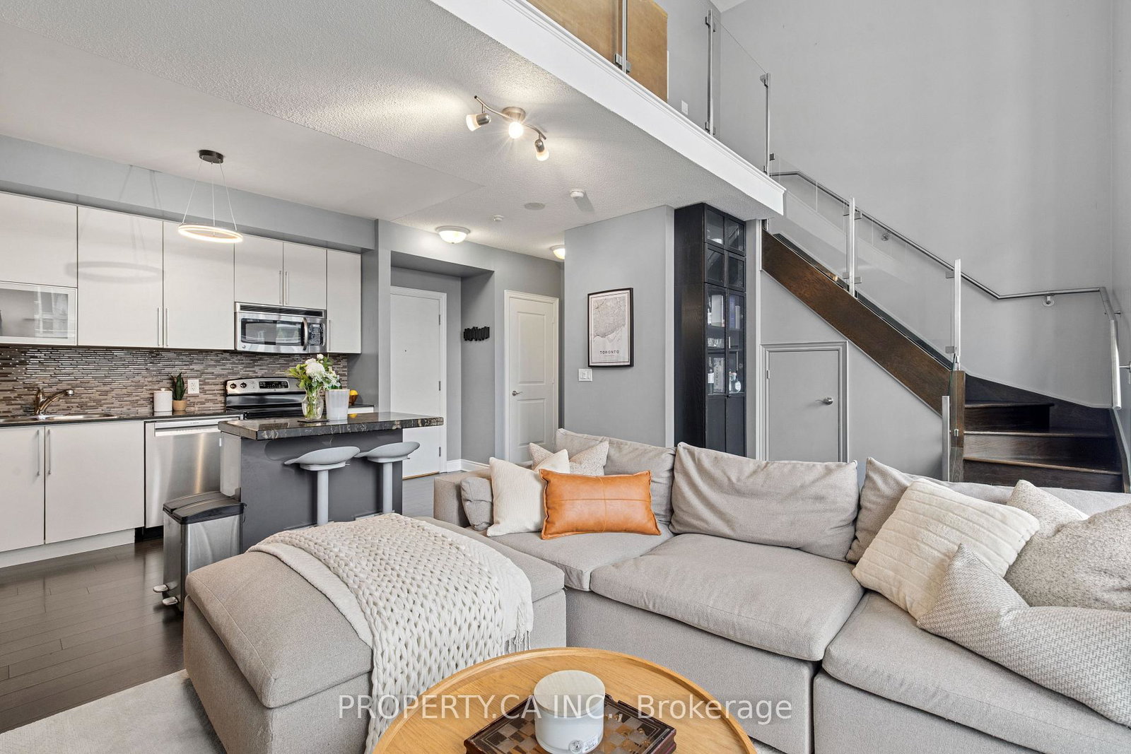 16-brookers-lane-toronto-etobicoke-ontario-w13730922