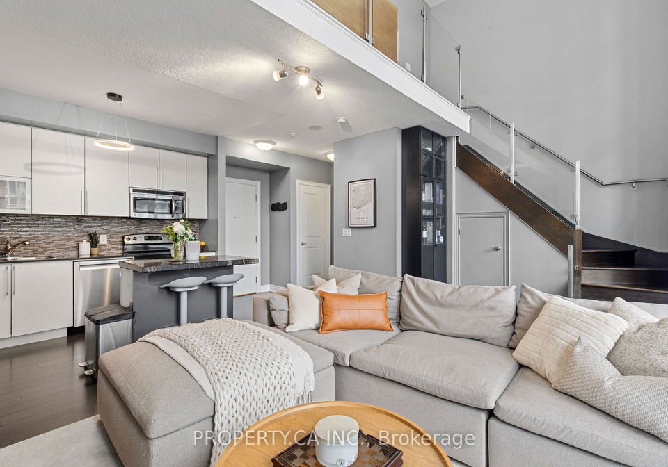 16-brookers-lane-toronto-etobicoke-ontario-w13730922