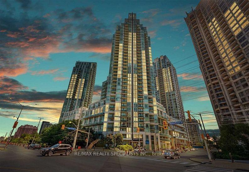 3939-duke-of-york-boulevard-w-mississauga-ontario-w13731018