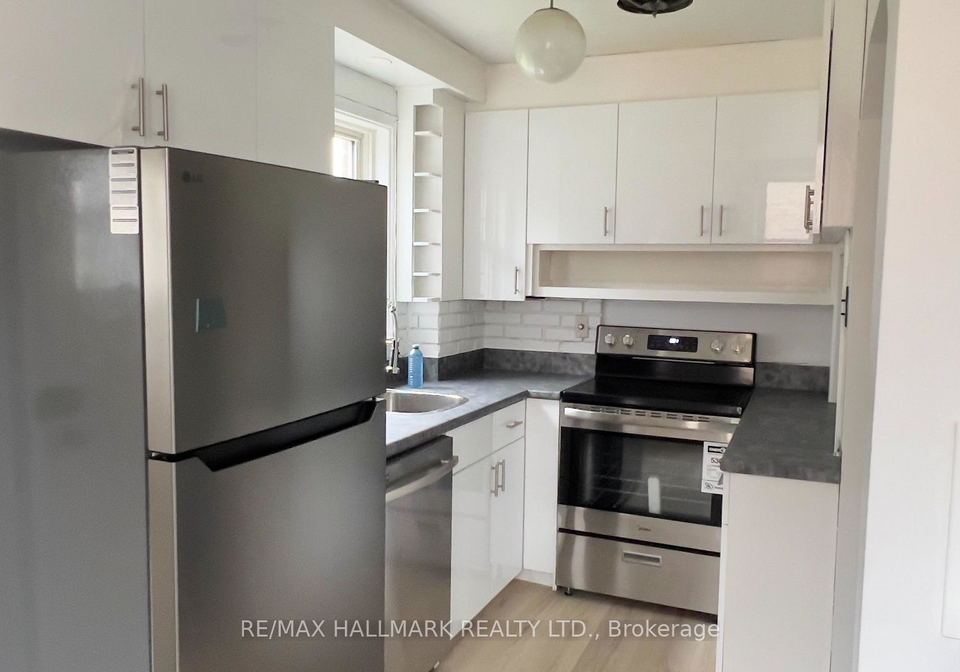 10-adele-avenue-toronto-york-ontario-w13731144