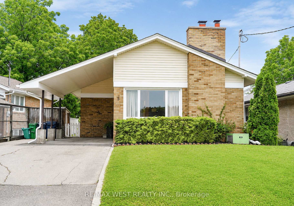 5-cromarty-drive-toronto-etobicoke-ontario-w13731148