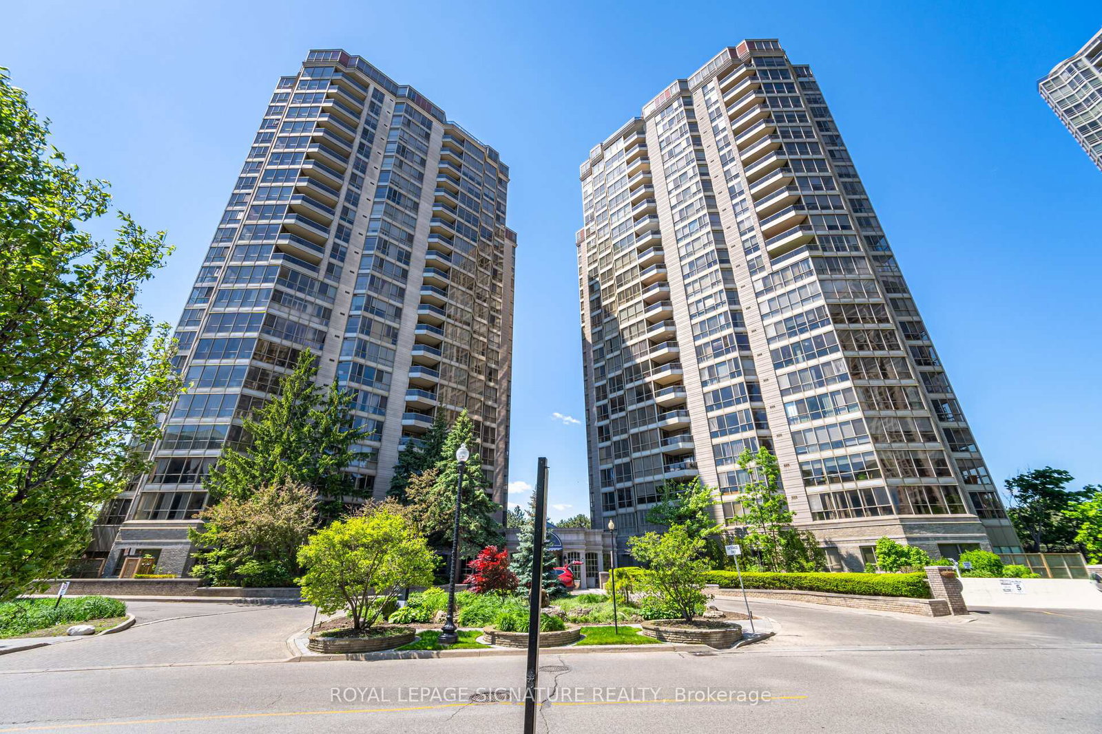 55-kingsbridge-garden-circle-mississauga-ontario-w13731280