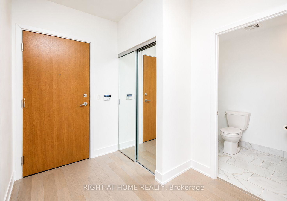 20-shore-breeze-drive-toronto-etobicoke-ontario-w13731300