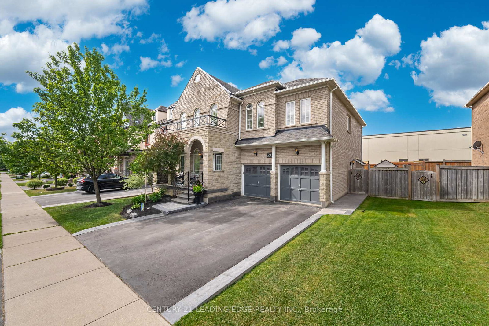 34-royal-links-circle-brampton-ontario-w13731316