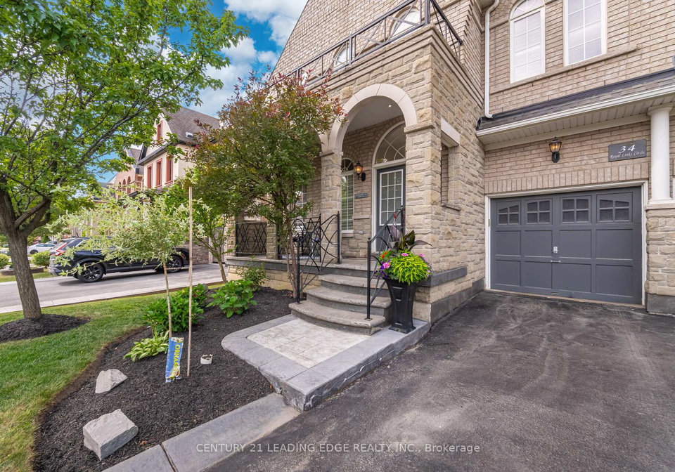34-royal-links-circle-brampton-ontario-w13731316