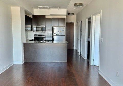 360-square-one-drive-mississauga-ontario-w13731428