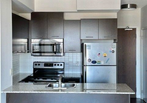 360-square-one-drive-mississauga-ontario-w13731428