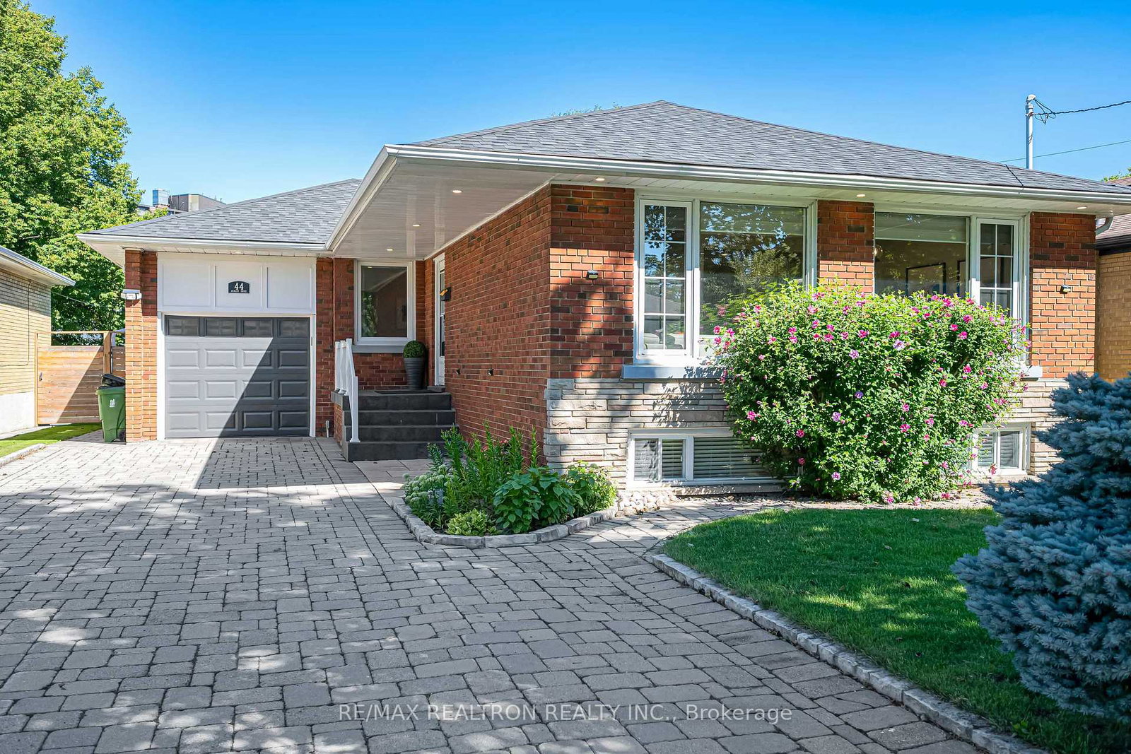 44-fenley-drive-toronto-etobicoke-ontario-w13731574