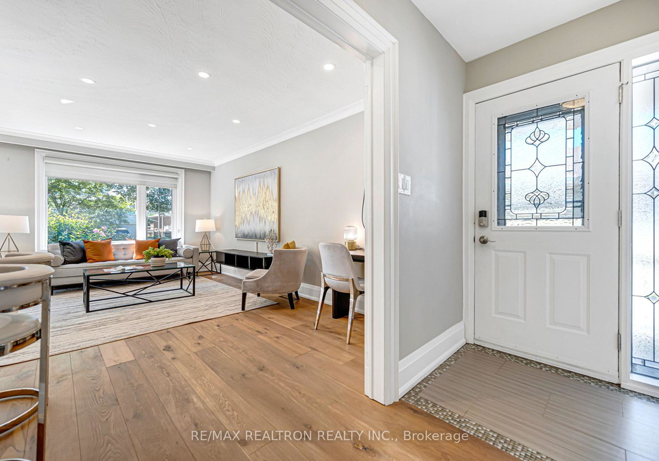 44-fenley-drive-toronto-etobicoke-ontario-w13731574