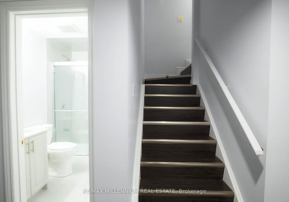 7-lloyd-crescent-brampton-ontario-w13731686
