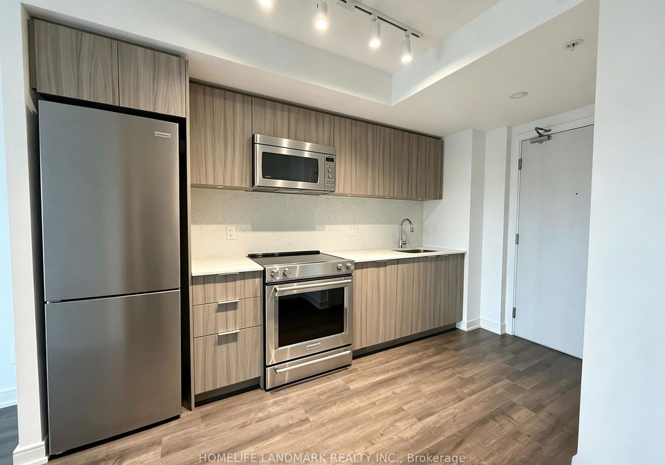 30-samuel-wood-way-toronto-etobicoke-ontario-w13731978