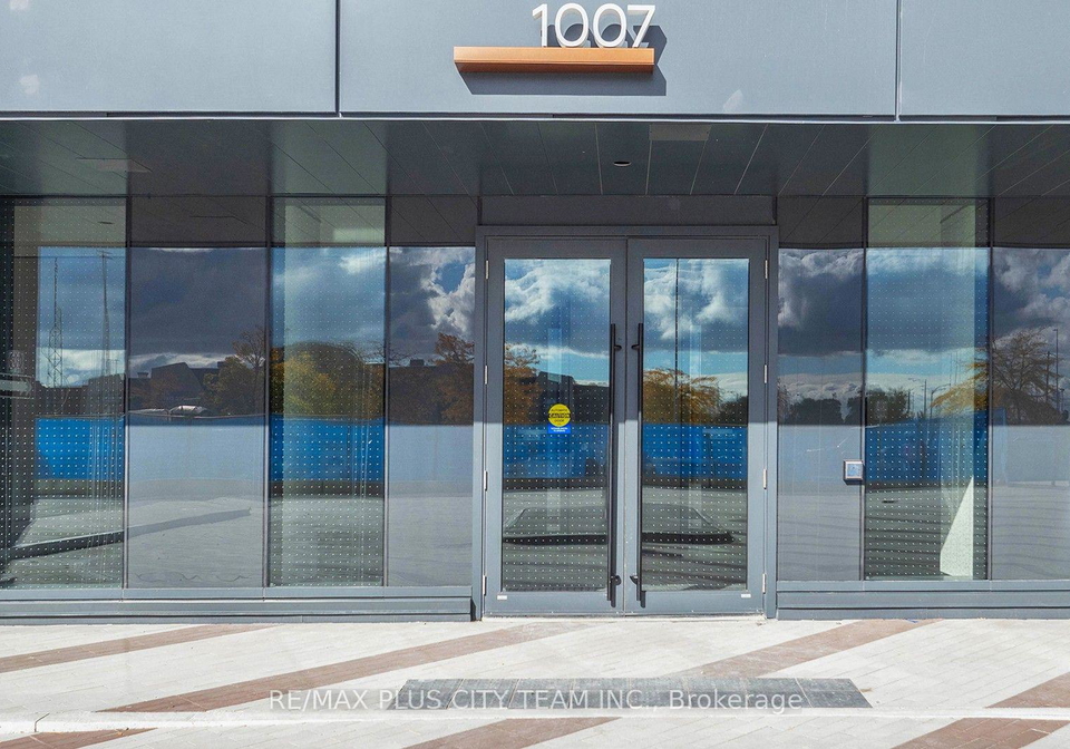 1007-the-queensway-toronto-etobicoke-ontario-w13732190
