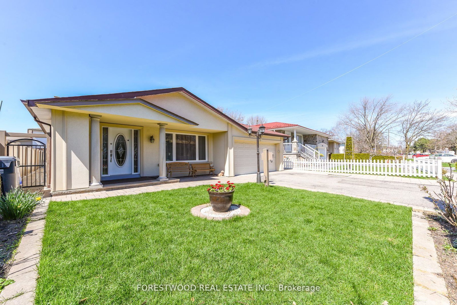 571-silver-creek-boulevard-mississauga-ontario-w13732248