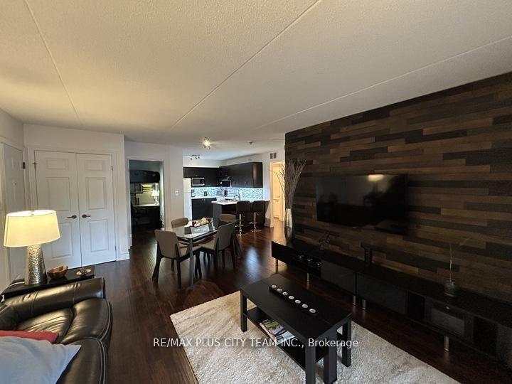 2030-cleaver-avenue-burlington-ontario-w13732360