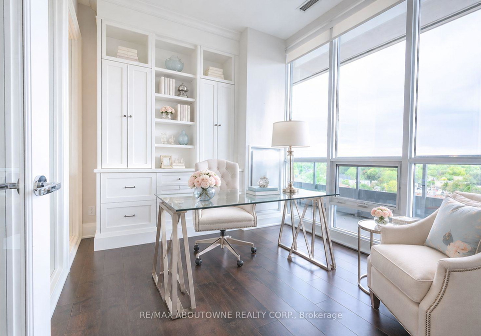 11-bronte-road-oakville-ontario-w13732544