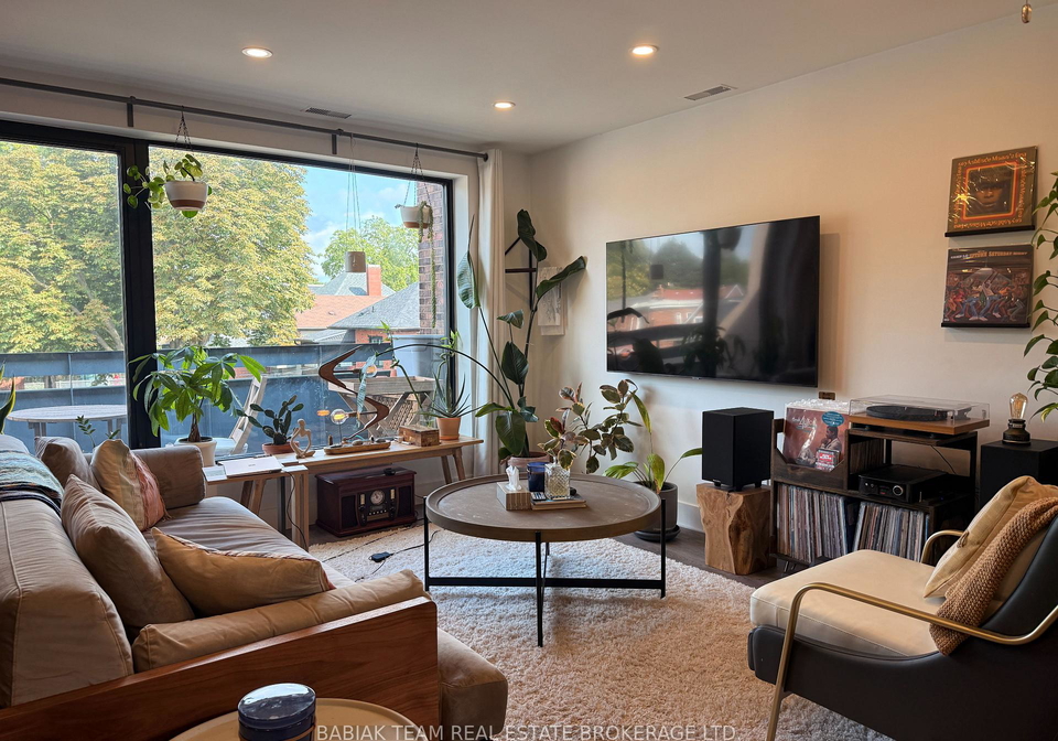 542a-annette-street-toronto-toronto-ontario-w13732684