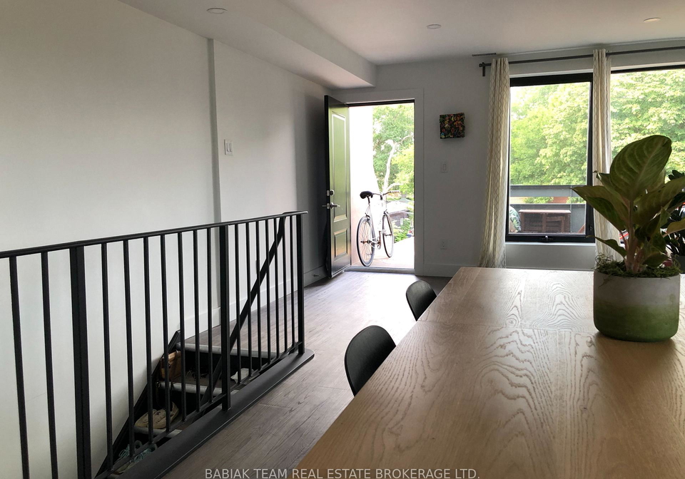 542a-annette-street-toronto-toronto-ontario-w13732684